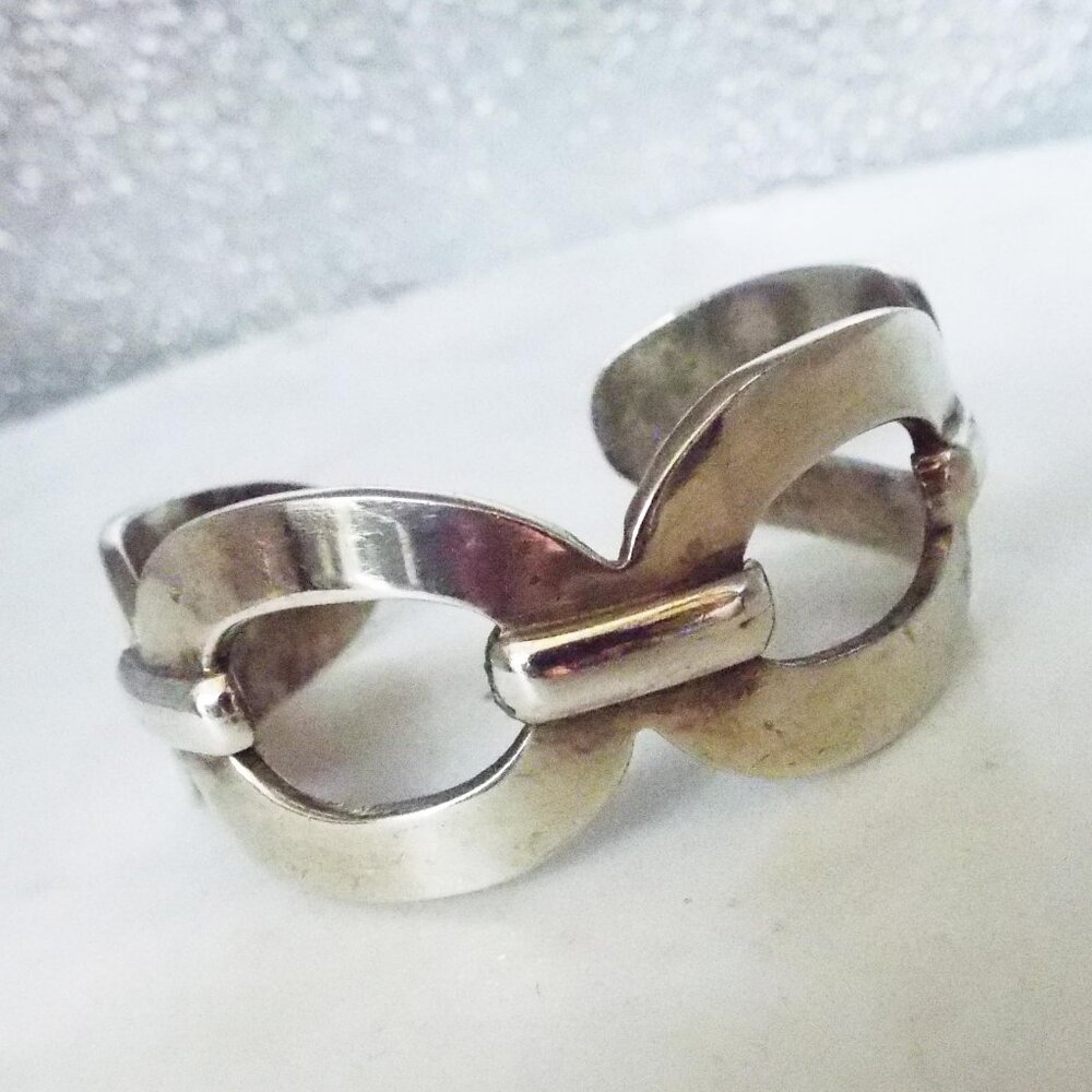 VINTAGE NAVAJO BELL #3 TRADING POST "R" STERLING OVALS CUFF BRACELET H